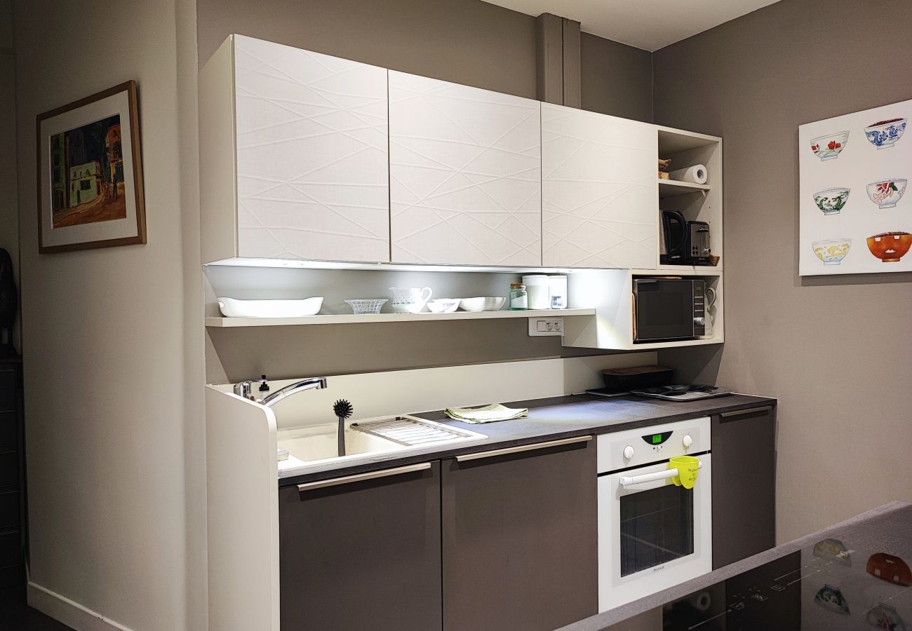 Apartment in Paris - Avenue de Salonique - Paris 17 - 317056