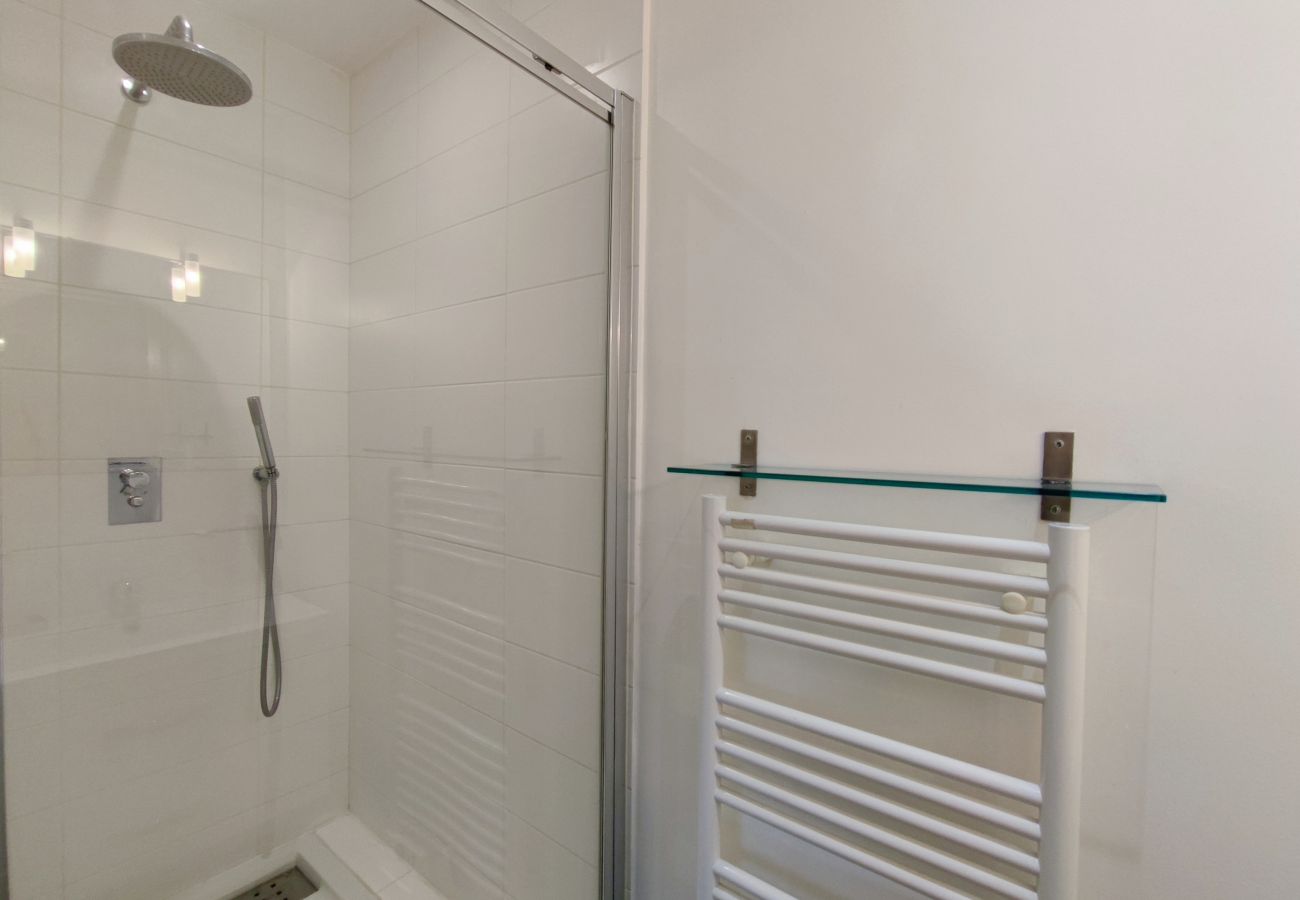 Apartment in Paris - Avenue de Salonique - Paris 17 - 317056