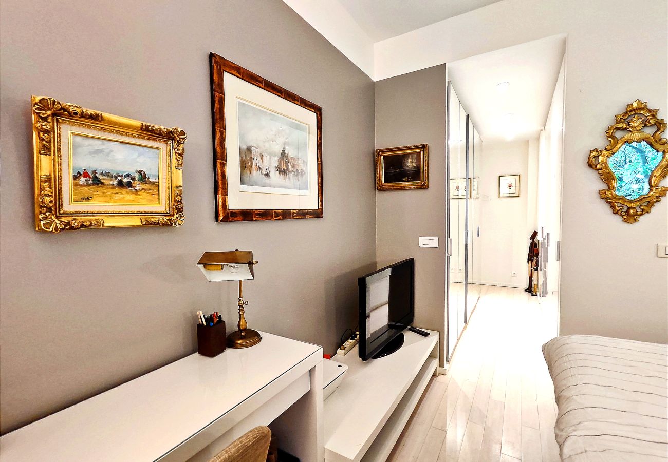 Apartment in Paris - Avenue de Salonique - Paris 17 - 317056