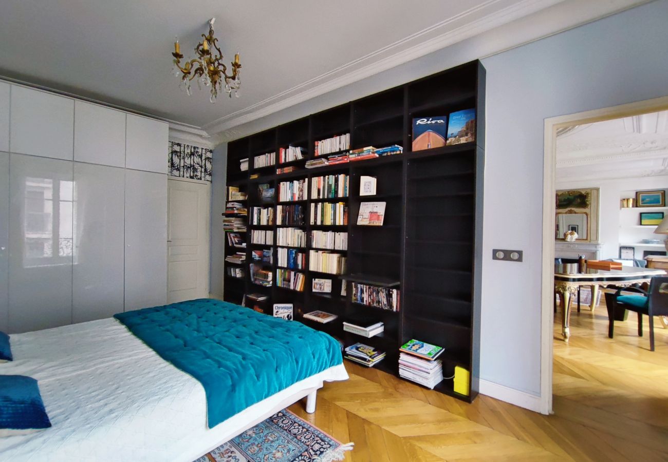Apartment in Paris - Rue de Berri - Paris 8 - 408032
