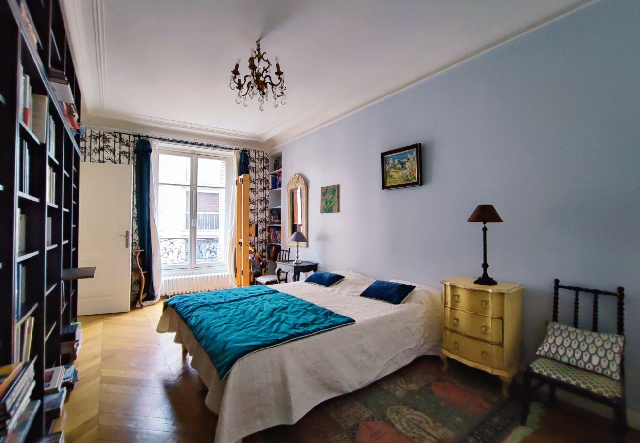 Apartment in Paris - Rue de Berri - Paris 8 - 408032