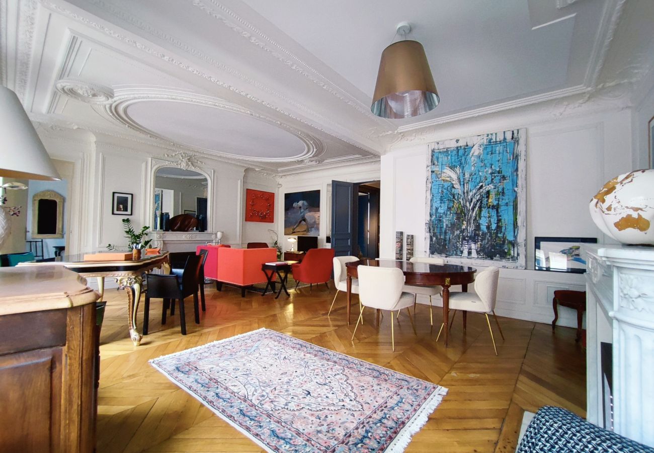 Apartment in Paris - Rue de Berri - Paris 8 - 408032