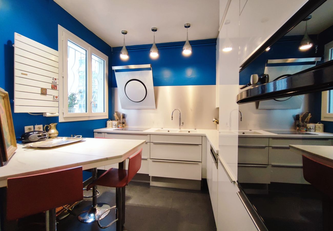 Apartment in Paris - Rue de Berri - Paris 8 - 408032