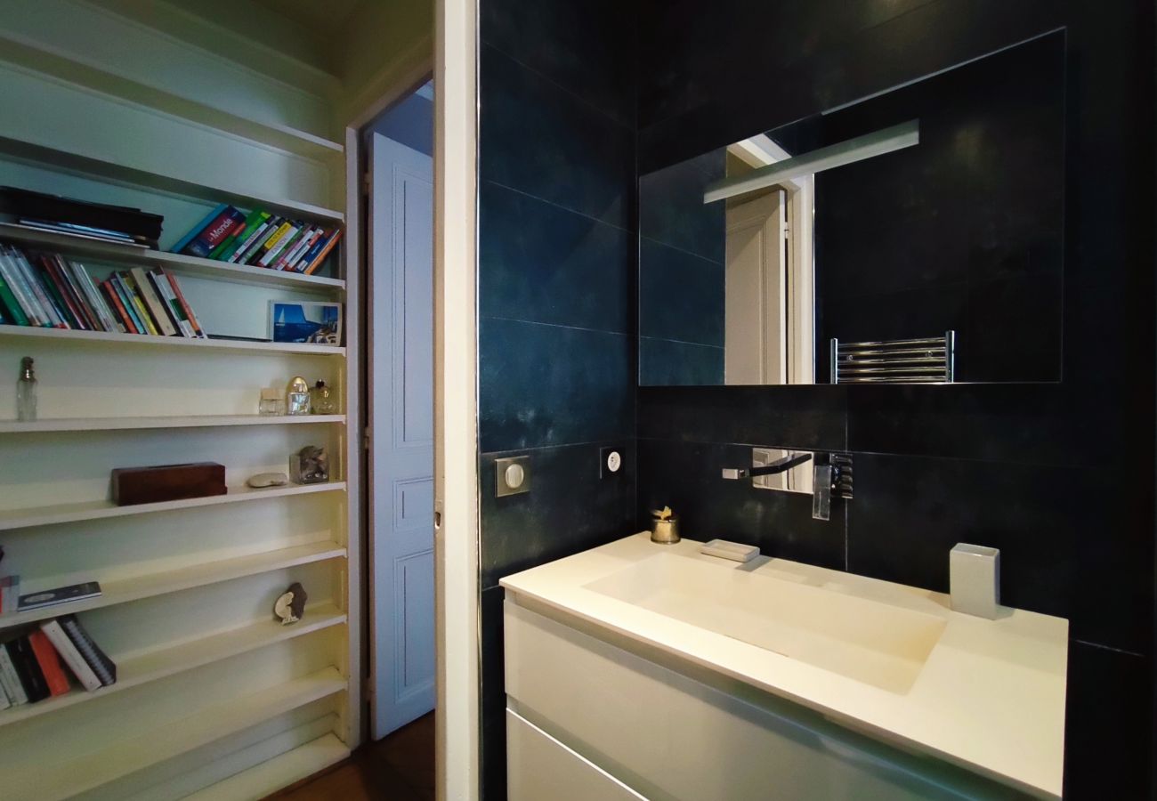 Apartment in Paris - Rue de Berri - Paris 8 - 408032