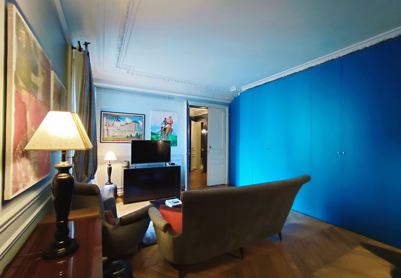 Apartment in Paris - Rue de Berri - Paris 8 - 408032