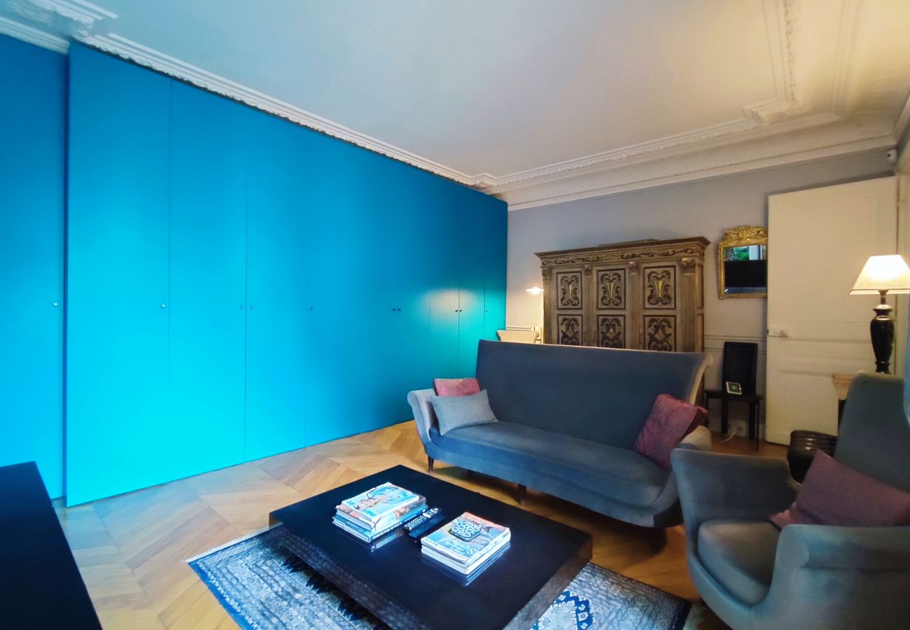 Apartment in Paris - Rue de Berri - Paris 8 - 408032