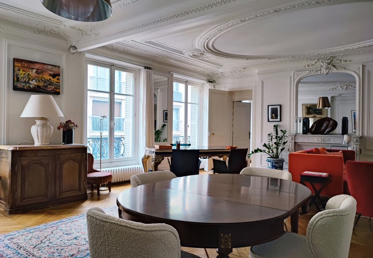 Apartment in Paris - Rue de Berri - Paris 8 - 408032