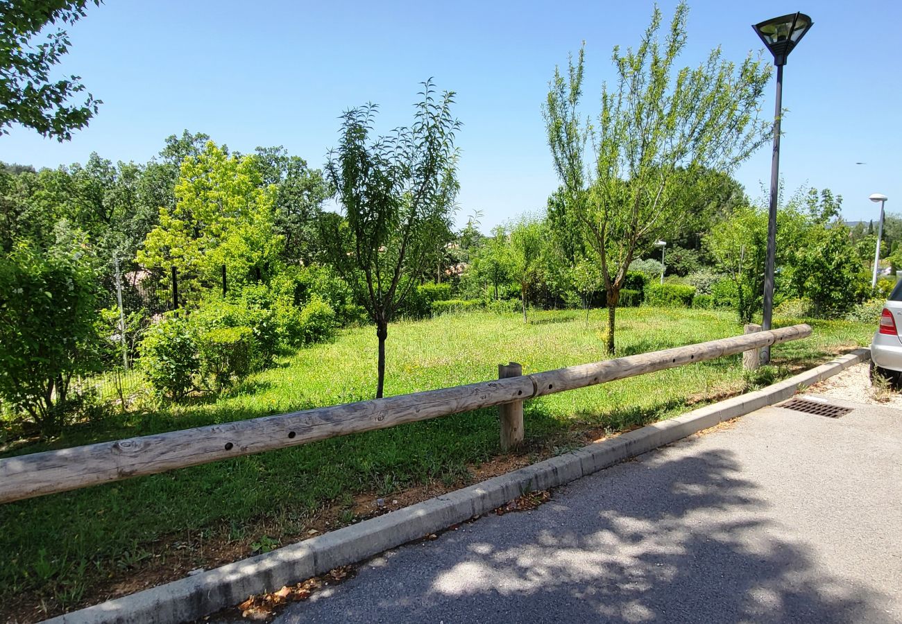 Apartment in Aix-en-Provence - AIX EN PROVENCE - APPARTEMENT NATURA