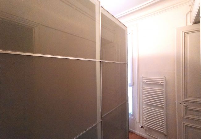 Apartment in Paris - Bd de la Tour Maubourg - Paris 7 - 207036 Apartment in Paris - Bd de la Tour Maubourg - Paris 7 - 207036