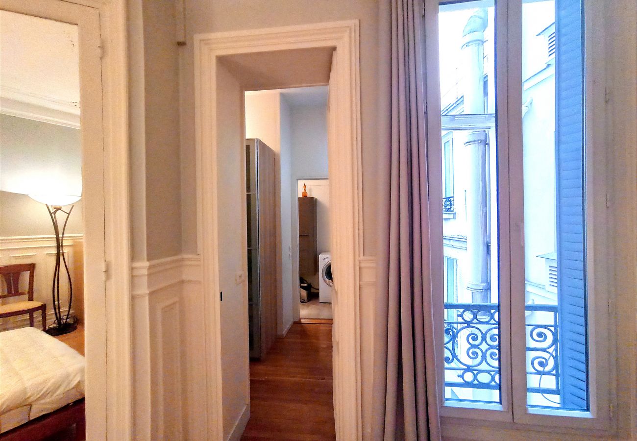 Apartment in Paris - Bd de la Tour Maubourg - Paris 7 - 207036