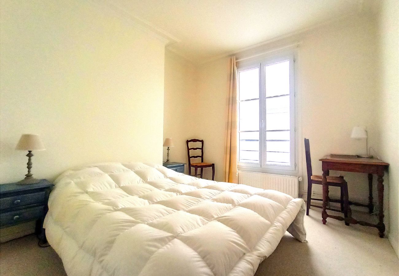 Apartment in Paris - Rue Poncelet #2 - Paris 17 - 217056