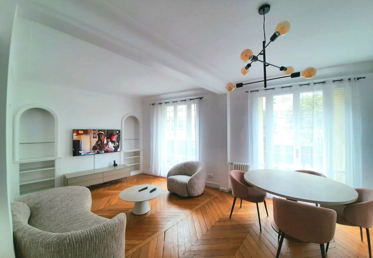 Apartment in Paris - Rue Eugène Delacroix - Paris 16 - 416035