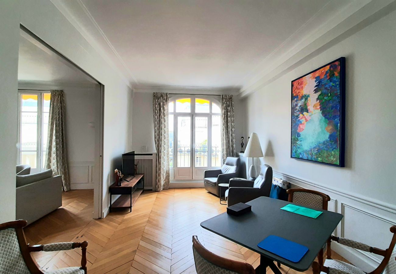 Apartment in Paris - Avenue Saint-Honoré d'Eylau - Paris 16 - 516015