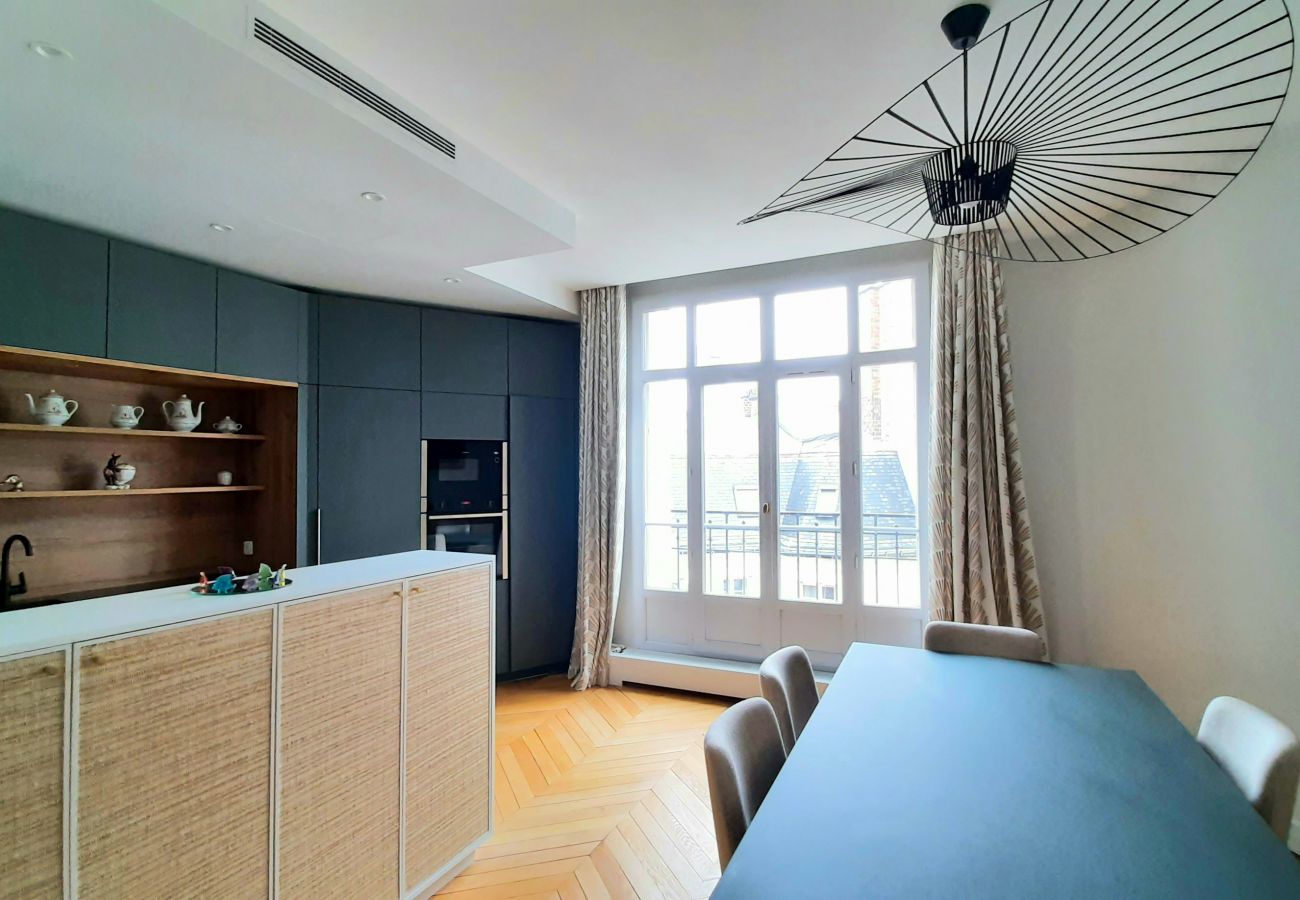 Apartment in Paris - Avenue Saint-Honoré d'Eylau - Paris 16 - 516015