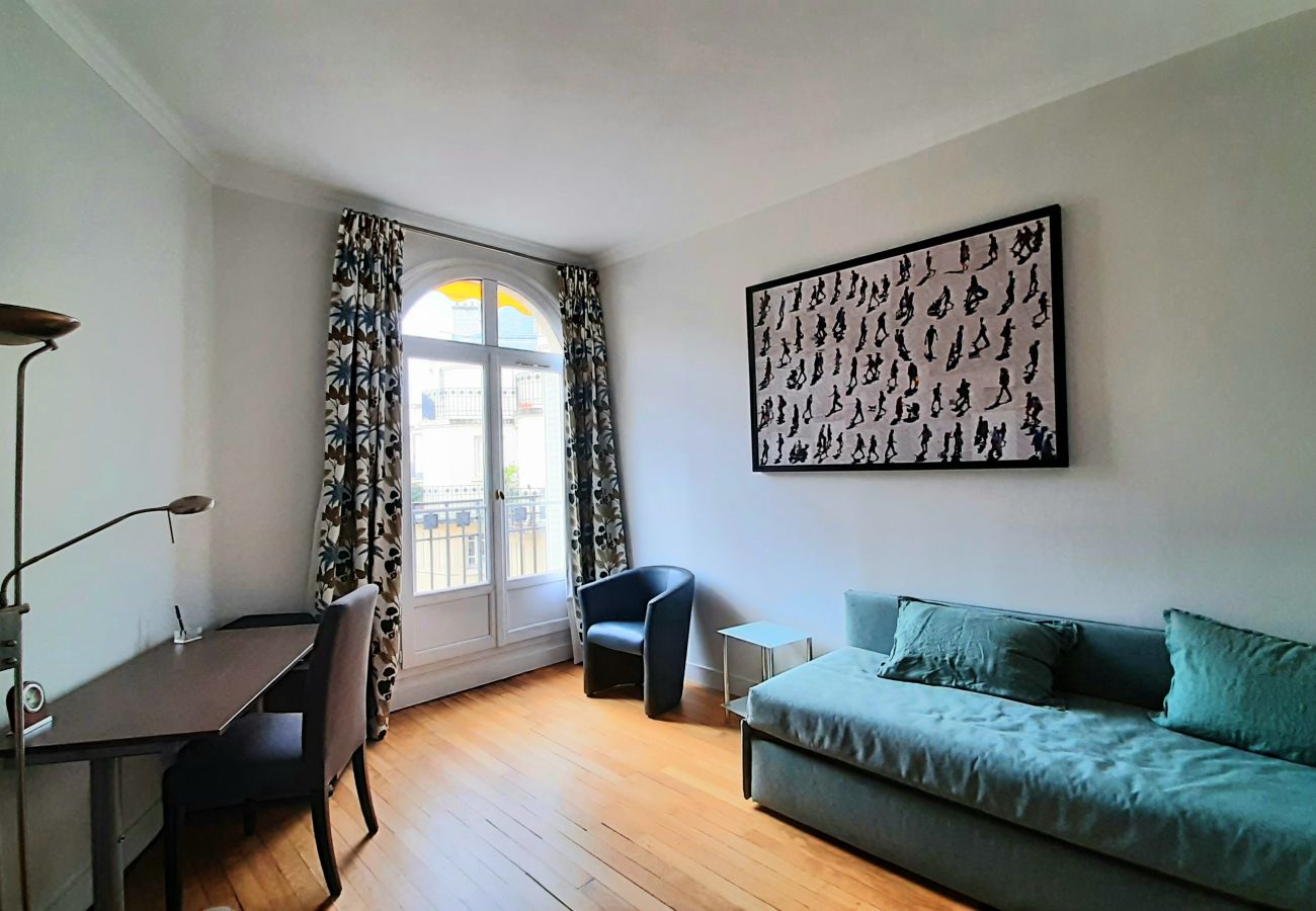 Apartment in Paris - Avenue Saint-Honoré d'Eylau - Paris 16 - 516015