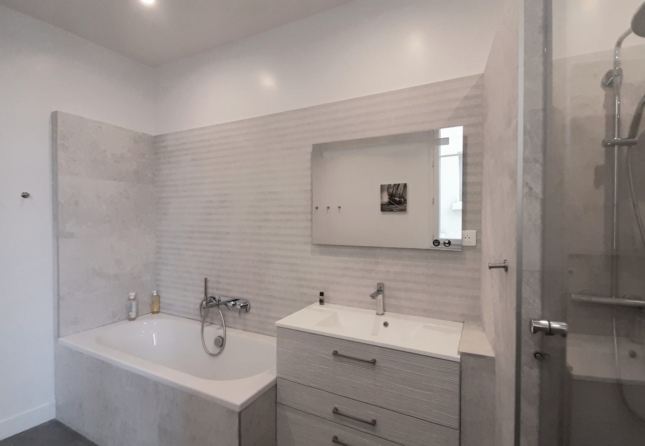Apartment in Paris - Avenue Saint-Honoré d'Eylau - Paris 16 - 516015