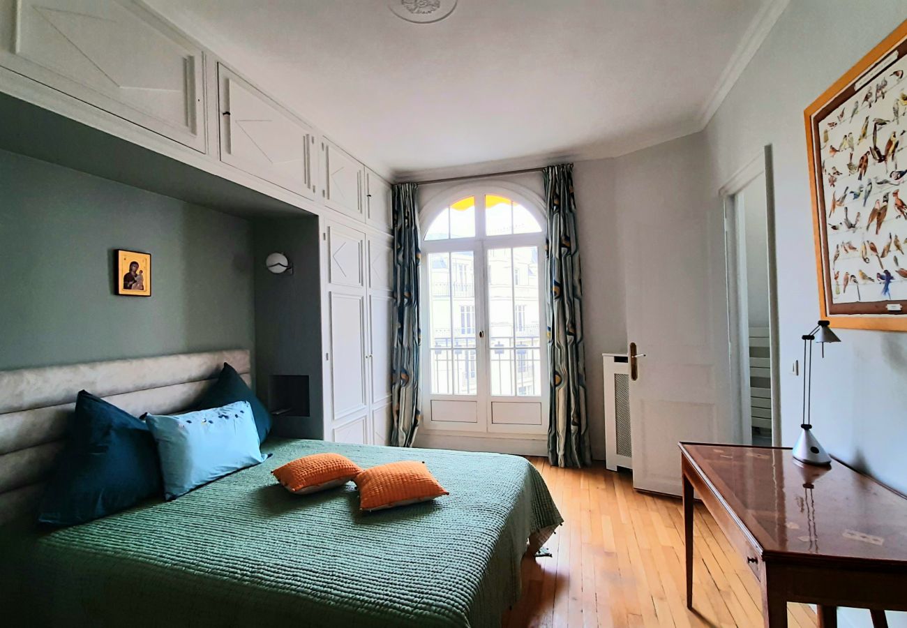 Apartment in Paris - Avenue Saint-Honoré d'Eylau - Paris 16 - 516015