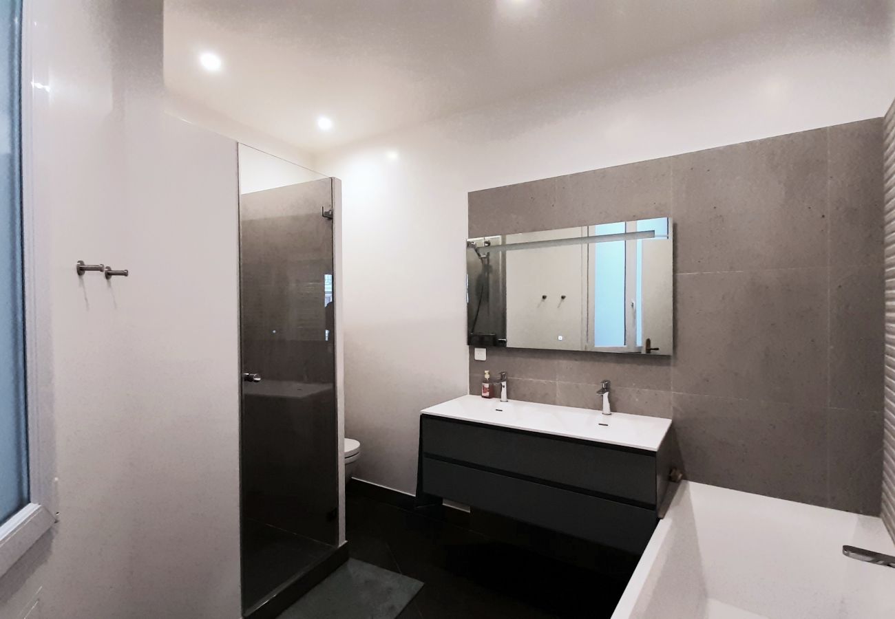 Apartment in Paris - Avenue Saint-Honoré d'Eylau - Paris 16 - 516015