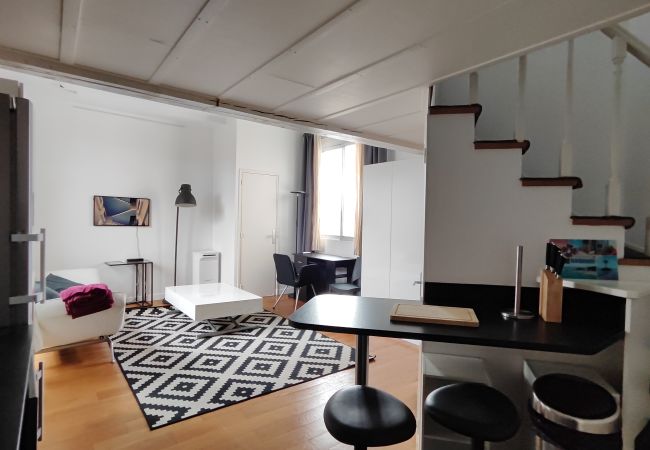 Apartment in Paris - Avenue Niel - Paris 17 - 217033 Apartment in Paris - Avenue Niel - Paris 17 - 217033