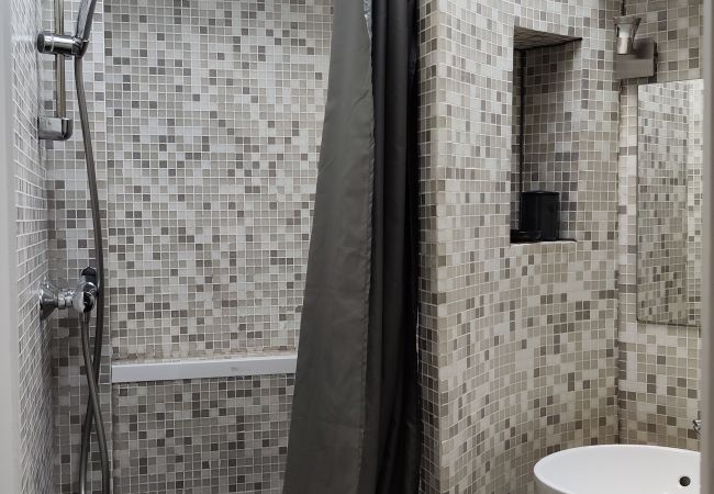 Apartment in Paris - Avenue Niel - Paris 17 - 217033 Apartment in Paris - Avenue Niel - Paris 17 - 217033