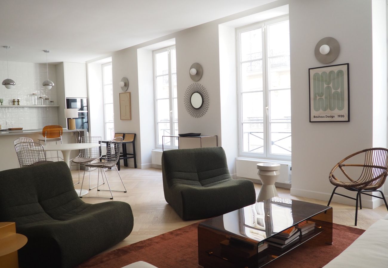 Apartment in Paris - Rue Jean Mermoz - Paris 8 - 308061