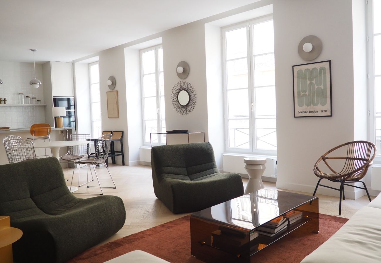 Apartment in Paris - Rue Jean Mermoz - Paris 8 - 308061