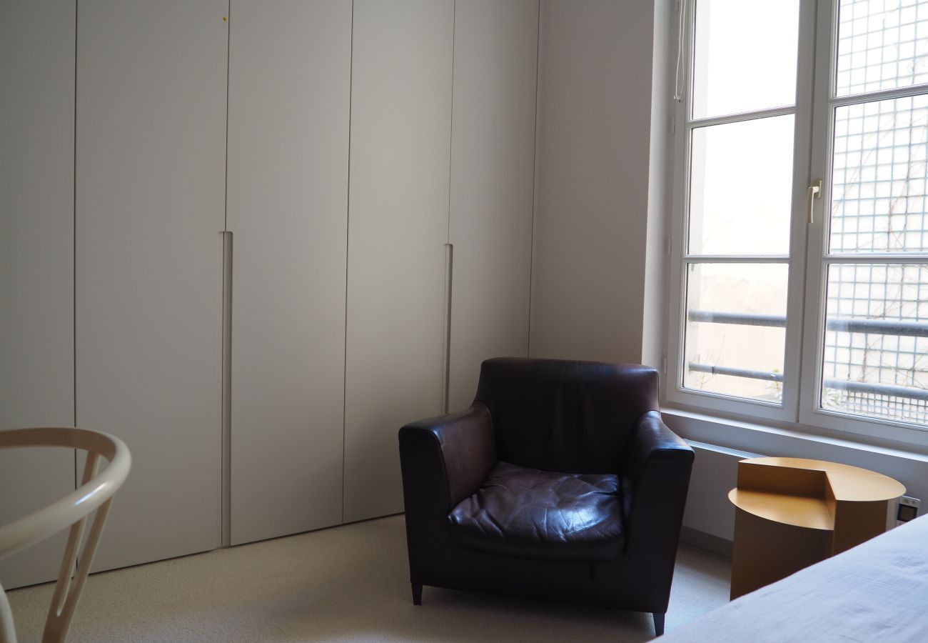 Apartment in Paris - Rue Jean Mermoz - Paris 8 - 308061